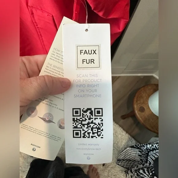 NWT ROXY RED PULLOVER SKI/BOARD JACKET SIZE LARGE - Picture 11 of 15